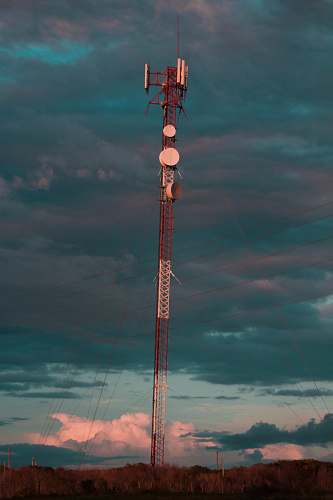 antenna black tower grey