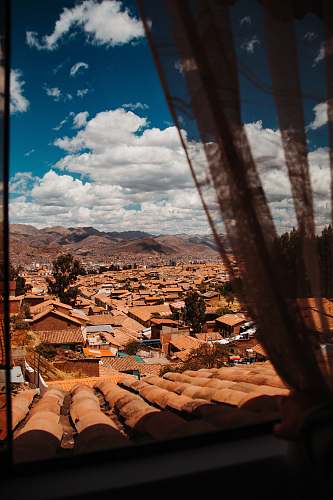 roof brown house during daytime cusco
