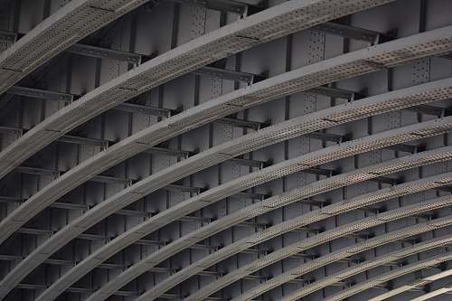 london hi-rise building street life