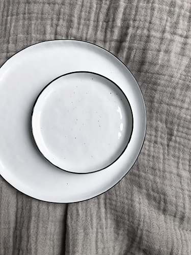 pottery round white ceramic plate and saucer porcelain