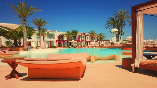 view of swimming pool during day time