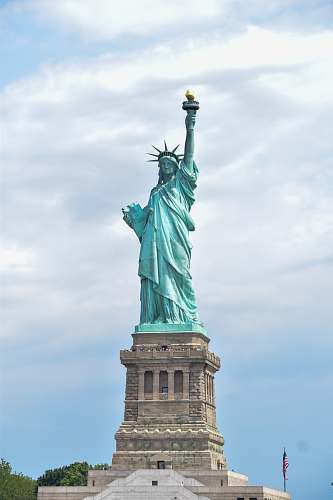 statue Statue of Liberty at daytime sculpture