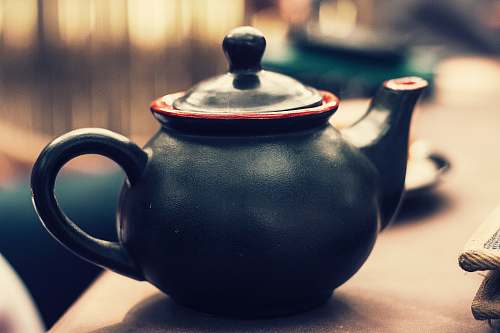 pot black and red ceramic kettle teapot